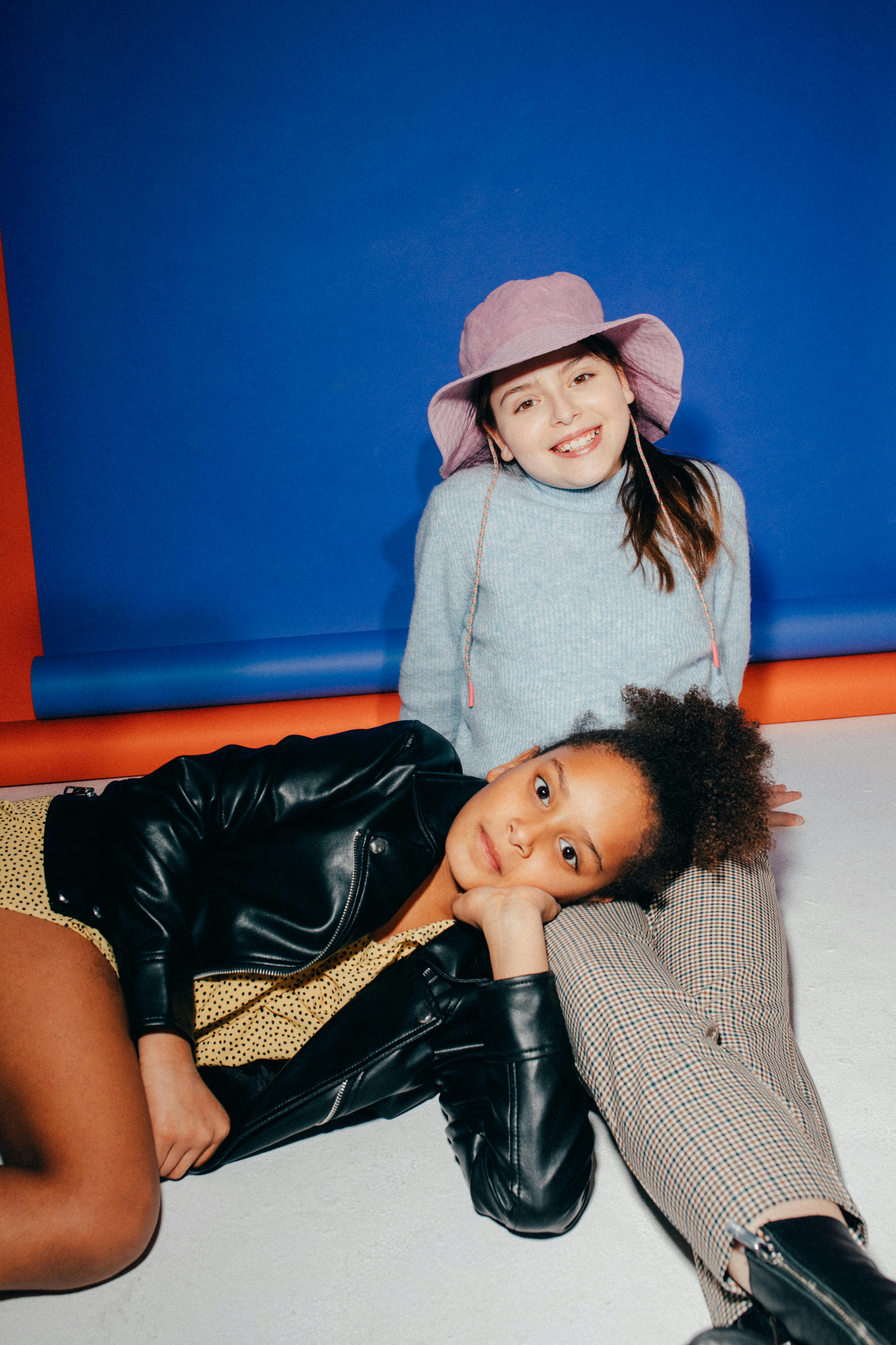 《雏鹰与海图》动漫海报